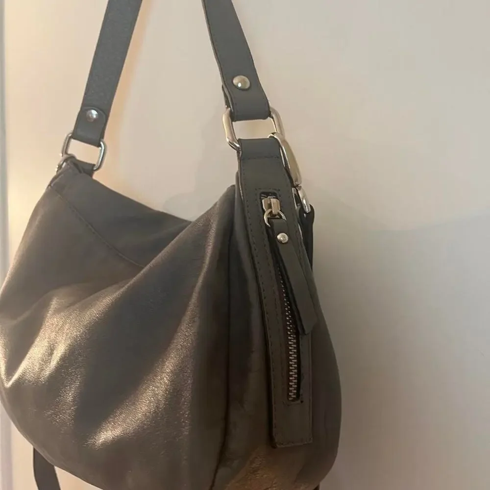 Innue italian leather black hobo